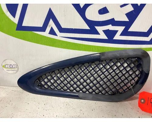 KENWORTH T300 Grille