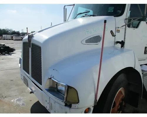 KENWORTH T300 HOOD