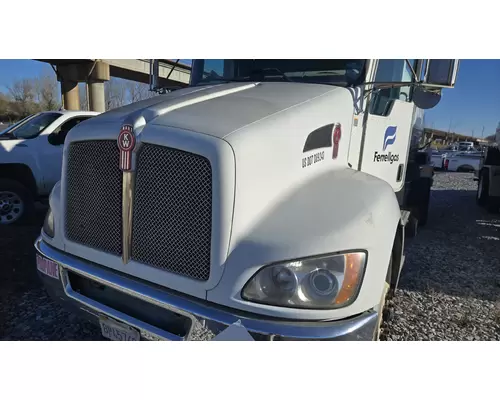 KENWORTH T300 Hood