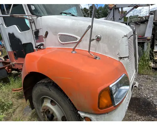 KENWORTH T300 Hood