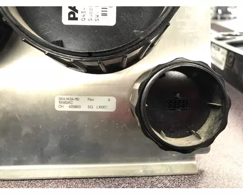 KENWORTH T300 Instrument Cluster