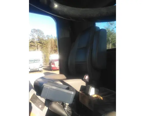 KENWORTH T300 SEAT, FRONT