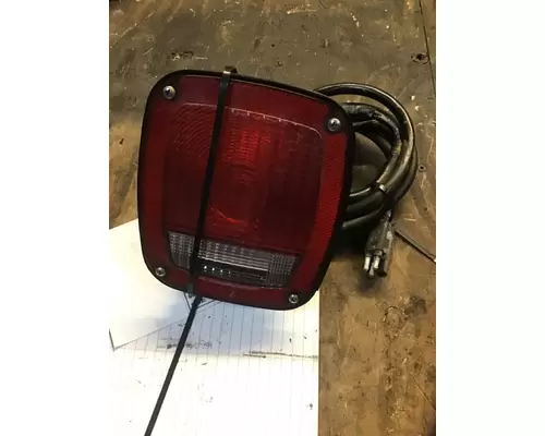 KENWORTH T300 Tail Lamp