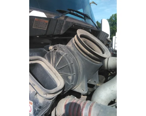 KENWORTH T370 AIR CLEANER