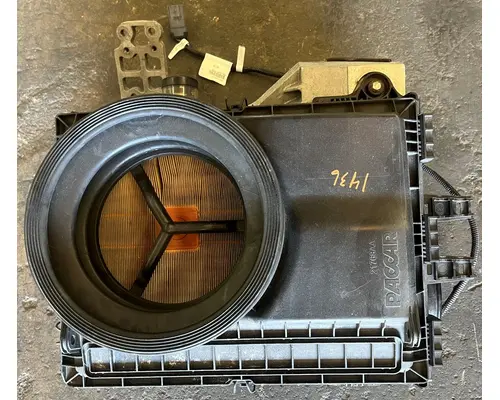 KENWORTH T370 Air Cleaner