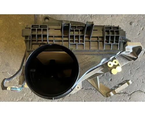 KENWORTH T370 Air Cleaner