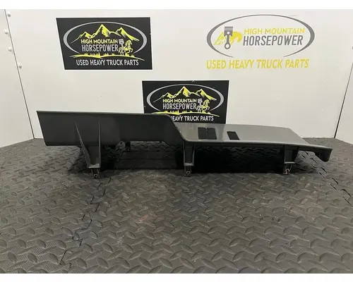 KENWORTH T370 Body Parts, Misc.