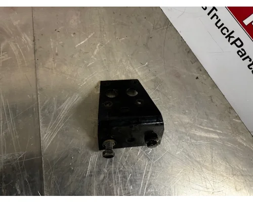 KENWORTH T370 Brackets, Misc.
