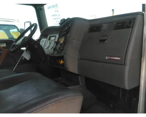 KENWORTH T370 CAB