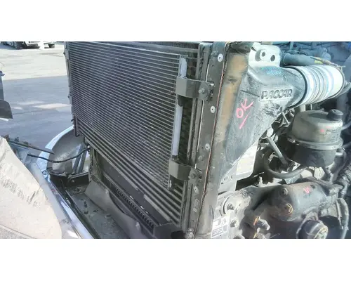 KENWORTH T370 COOLING ASSEMBLY (RAD, COND, ATAAC)