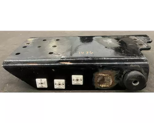KENWORTH T370 Crossmember
