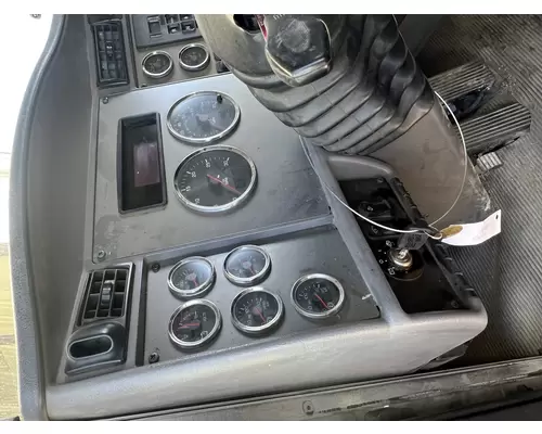 KENWORTH T370 Dash Assembly