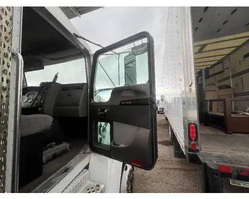 KENWORTH T370 Door Assembly, Front