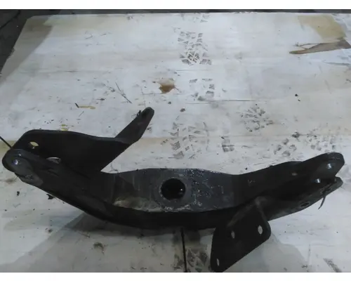 KENWORTH T370 ENGINE MOUNTS, VEHICLE (FRONT)