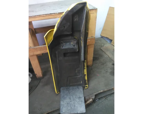KENWORTH T370 FENDER EXTENSION