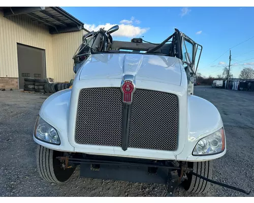 KENWORTH T370 Grille