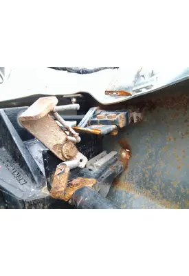 KENWORTH T370 HOOD BRACKET