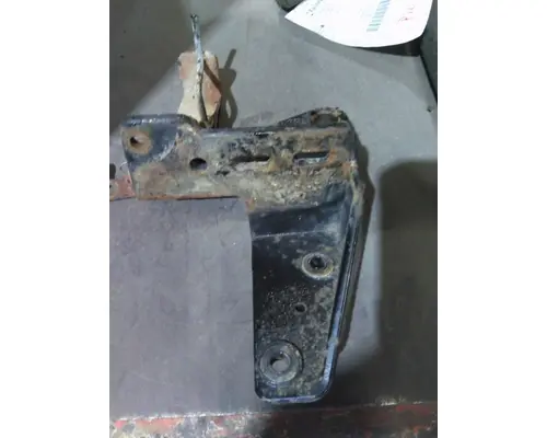 KENWORTH T370 HOOD BRACKET