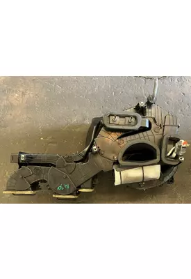 KENWORTH T370 Heater Assembly