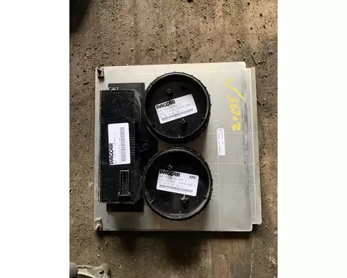 KENWORTH T370 Instrument Cluster