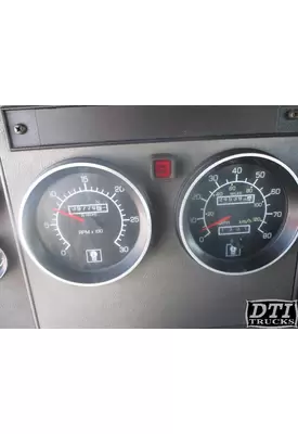 KENWORTH T370 Instrument Cluster