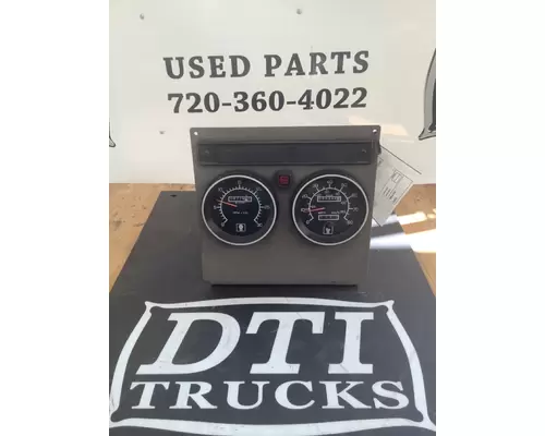 KENWORTH T370 Instrument Cluster