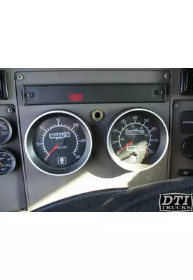 KENWORTH T370 Instrument Cluster