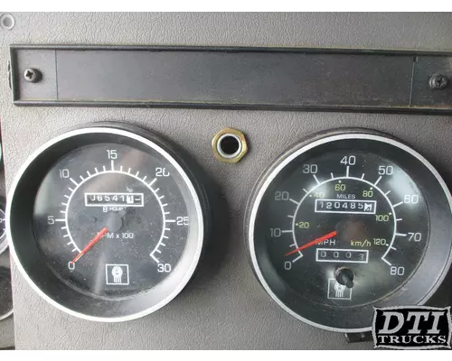 KENWORTH T370 Instrument Cluster