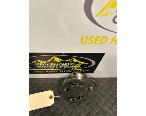 KENWORTH T370 Oil Pump