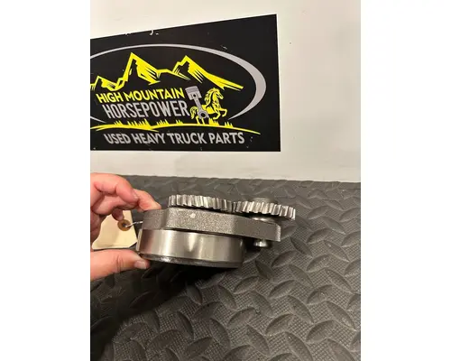 KENWORTH T370 Oil Pump