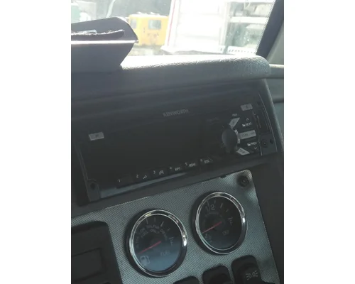 KENWORTH T370 RADIO AMFMBLUETOOTH