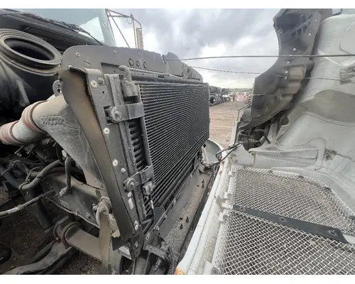 KENWORTH T370 Radiator