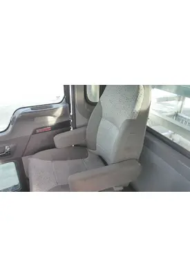 KENWORTH T370 SEAT, FRONT