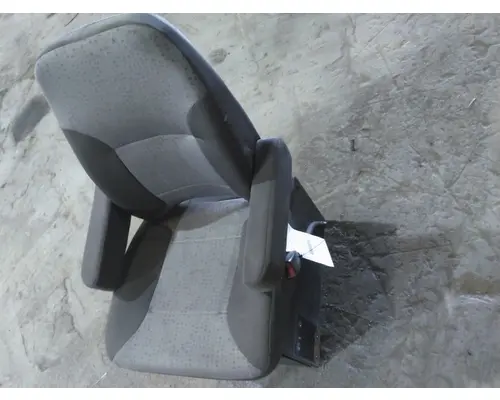 KENWORTH T370 SEAT, FRONT