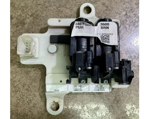 KENWORTH T370 Starter Solenoid