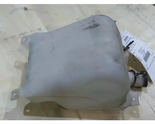 KENWORTH T370 WINDSHIELD WASHER RESERVOIR