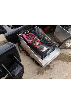 KENWORTH T380 BATTERY BOX