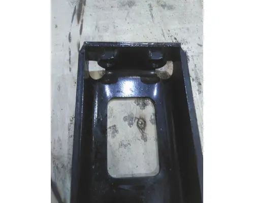 KENWORTH T380 CROSSMEMBER