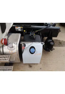 KENWORTH T380 DEF TANK