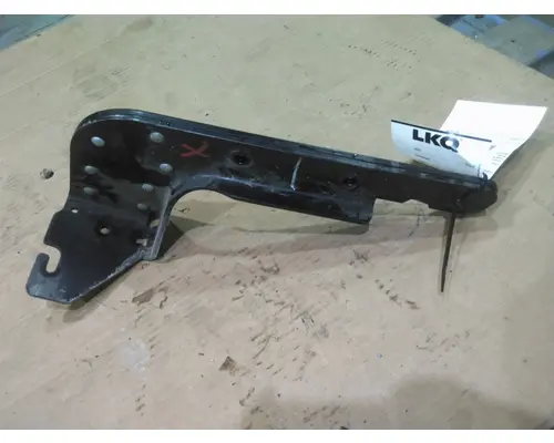 KENWORTH T380 FENDER BRACKETMOUNT