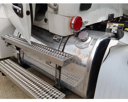 KENWORTH T380 FUEL TANK