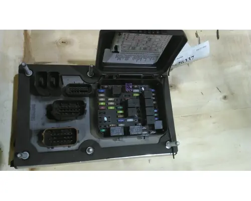 KENWORTH T380 FUSE BOX