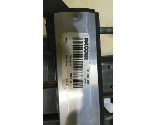 KENWORTH T380 FUSE BOX