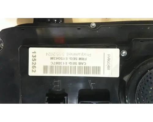 KENWORTH T380 GAUGE CLUSTER