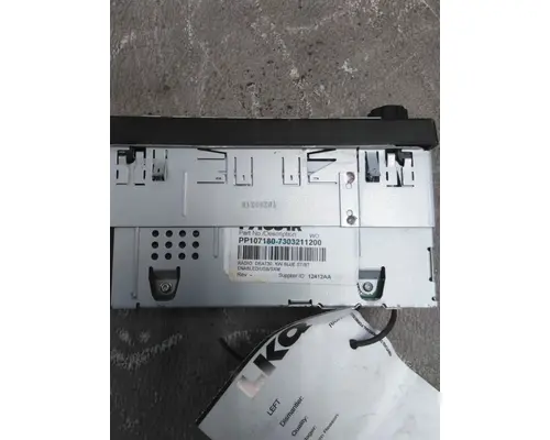 KENWORTH T380 RADIO AMFMBLUETOOTH