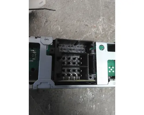 KENWORTH T380 RADIO AMFMBLUETOOTH