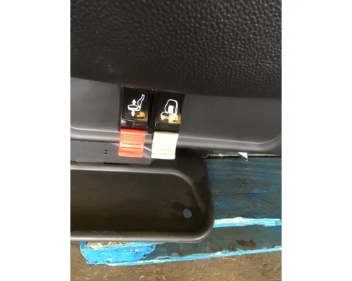 KENWORTH T380 SEAT, FRONT