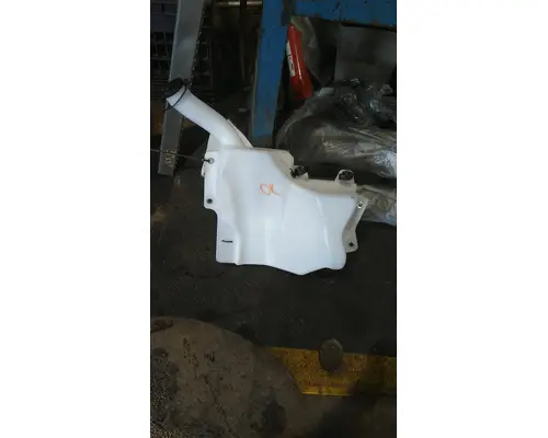 KENWORTH T380 WINDSHIELD WASHER RESERVOIR