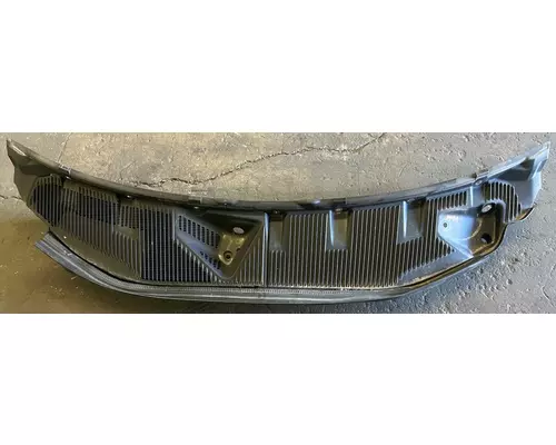 KENWORTH T4 Series Cowl Vent Panel