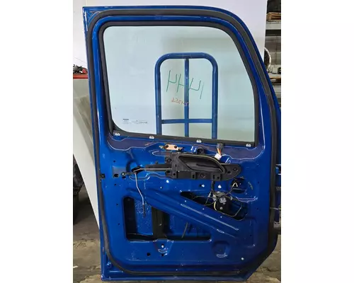 KENWORTH T4 Series Door Assembly, Front